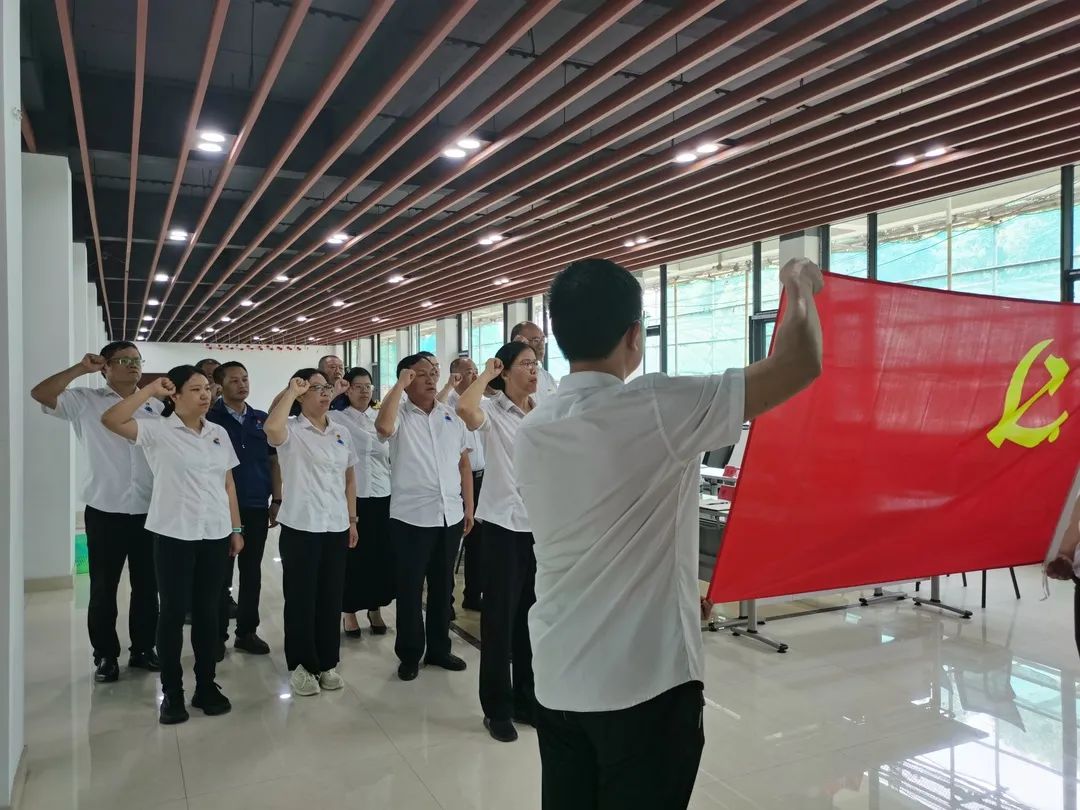 cc636ead0d5a59a3d84565864bd37e64