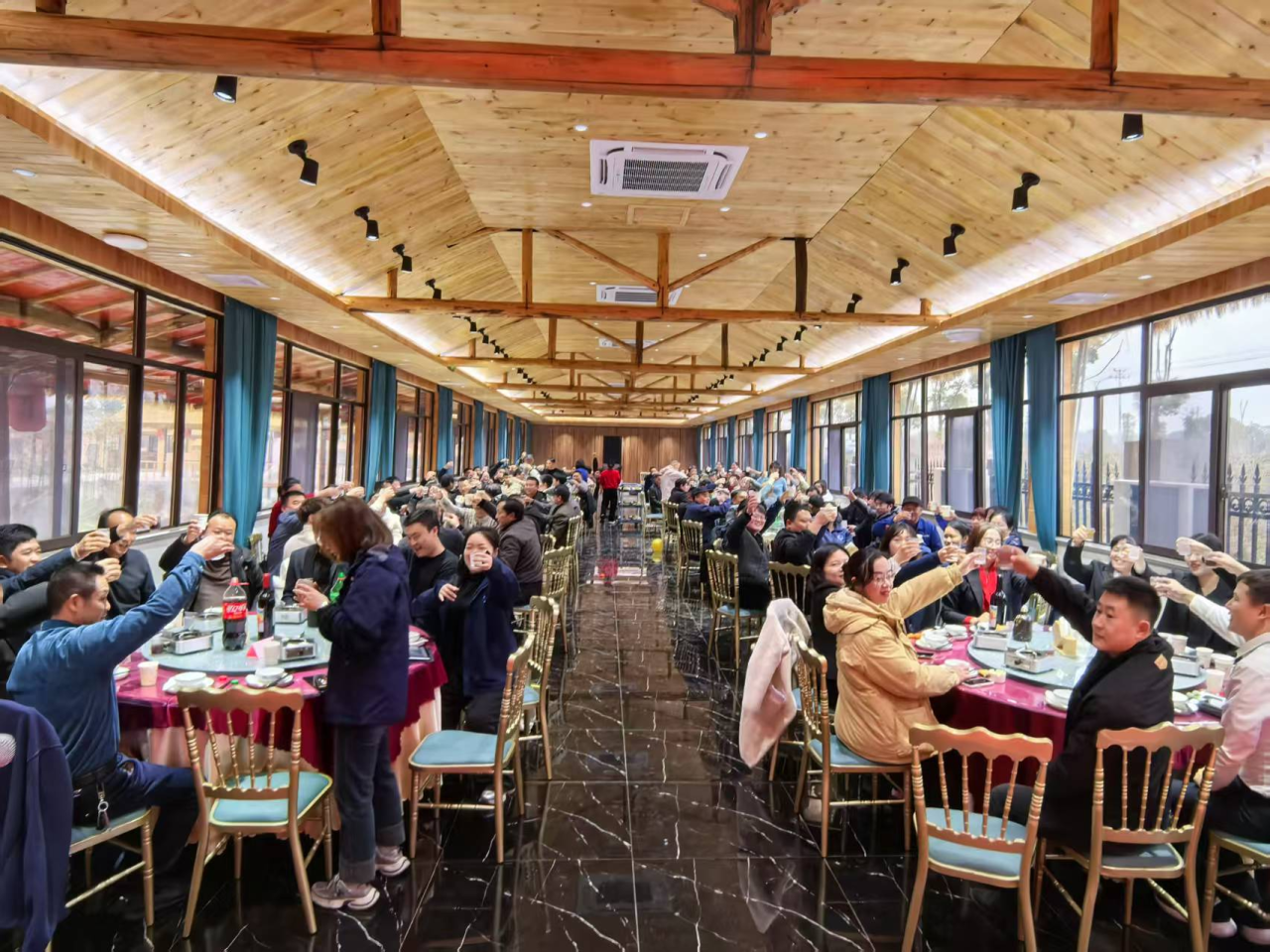 b79e4825533258c22f0cd038761fec81